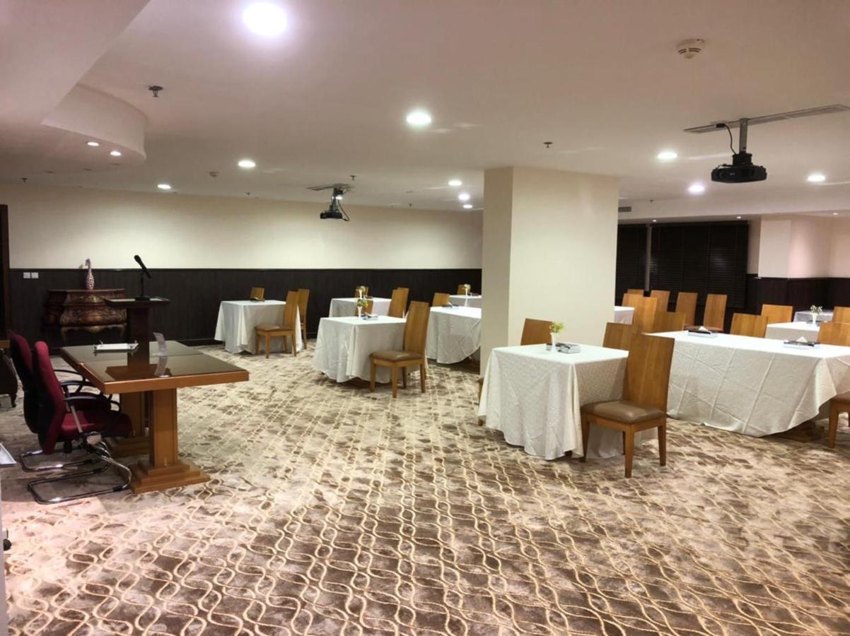 라호야 호텔 스위트 제다 외부 사진
